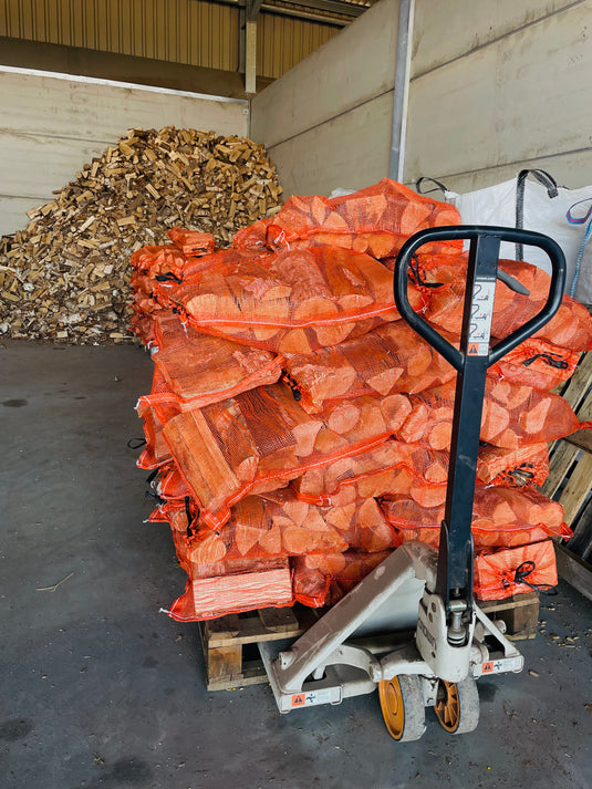 Kiln Dried Birch Logs 50 x 40 Litre Nets
