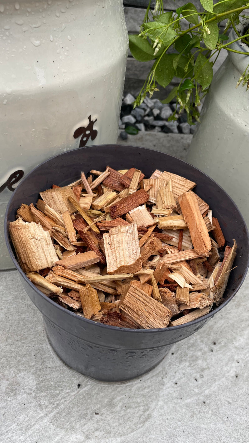 Load image into Gallery viewer, Garden &amp; Play Area Safe Wood Chip Hardwood
