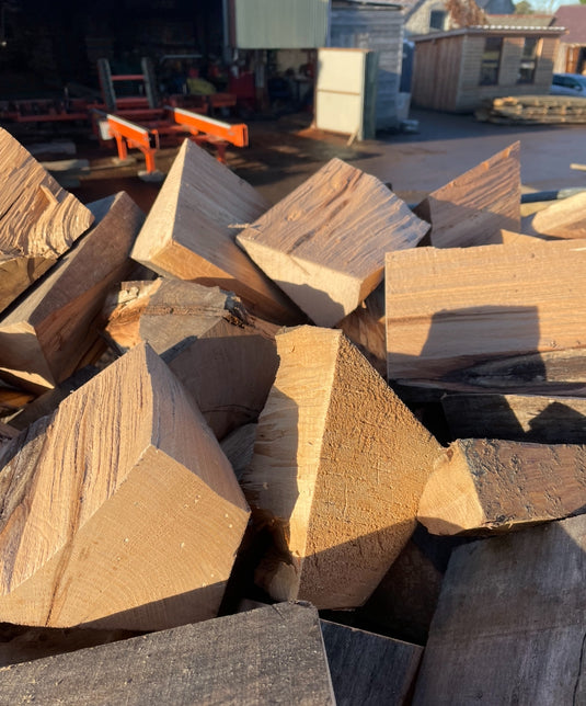 Kiln Dried Hardwood Firewood Logs Large Bulk Bags