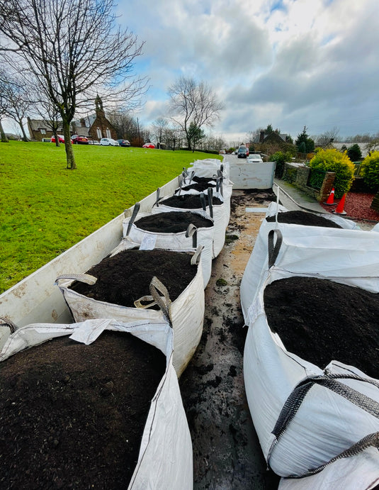 Rich Organic Black Compost 850 - 1600 Litre Bag