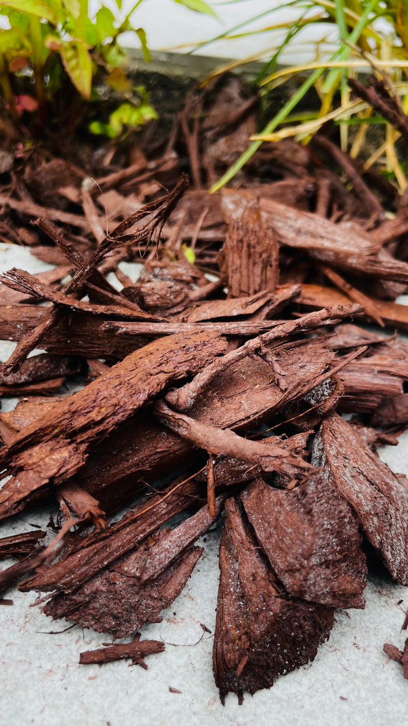Load image into Gallery viewer, Natural Brown Decorative Bark Mulch
