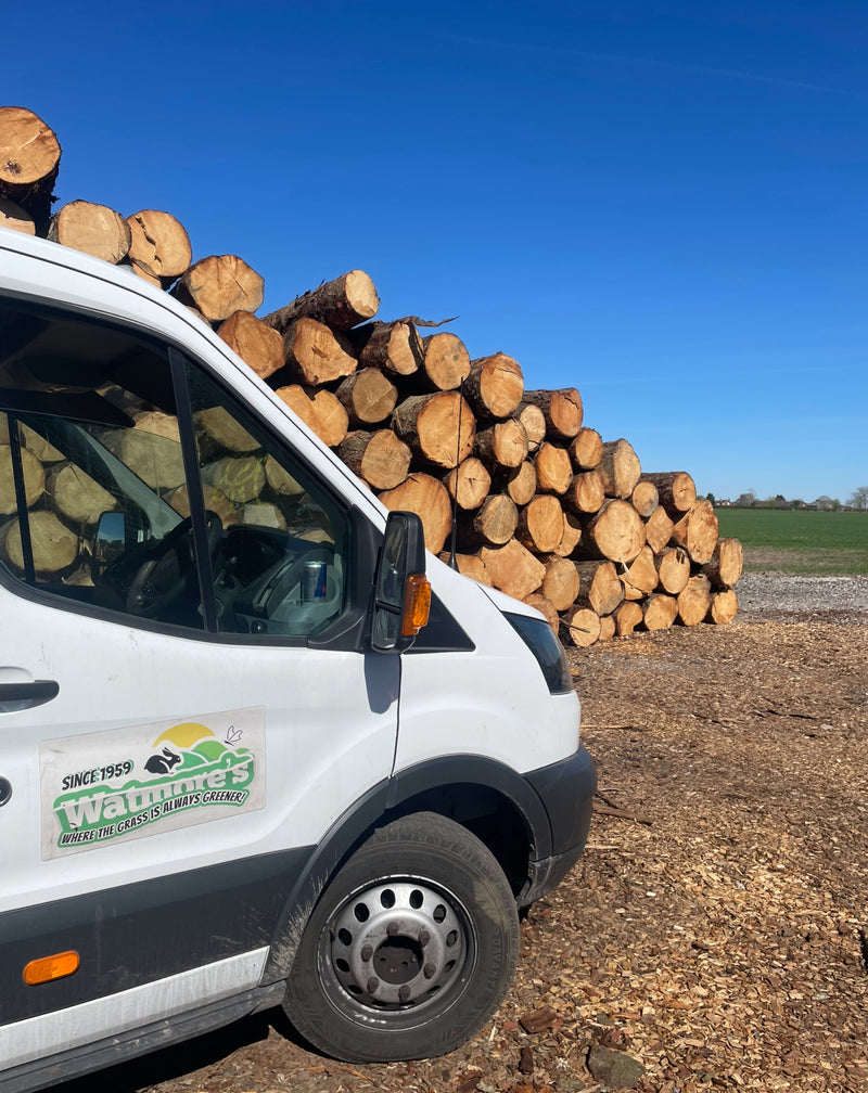 Load image into Gallery viewer, Premium Quality Seasoned Farm Firewood 0.85 - 1.6m3 Bulk Bags
