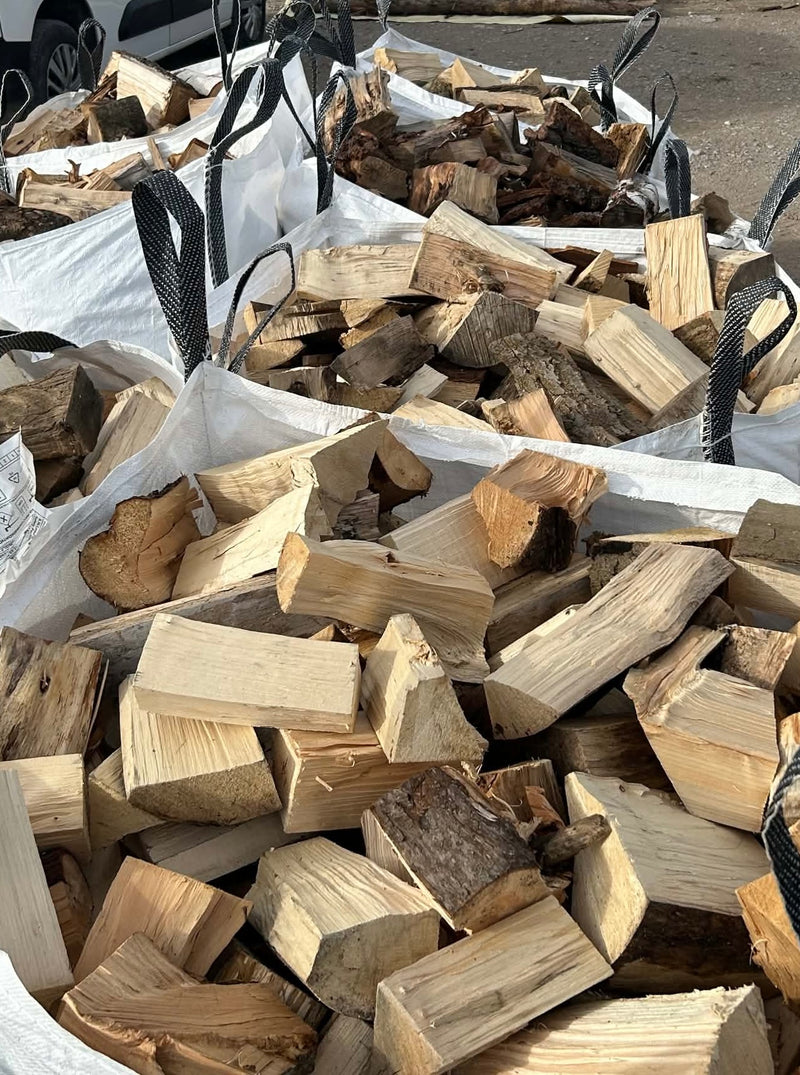 Load image into Gallery viewer, Kiln Dried Hardwood Firewood Logs Large Bulk Bags
