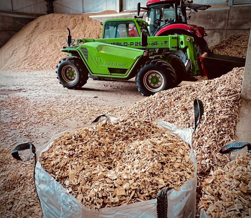 Load image into Gallery viewer, Garden &amp; Play Area Safe Wood Chip Mulch 850 - 1600 Litre Bag
