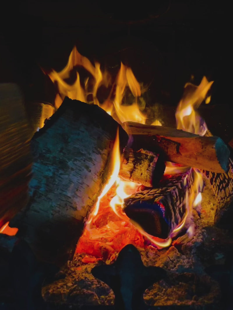 Load and play video in Gallery viewer, Premium Quality Seasoned Firewood Loose Transit Load

